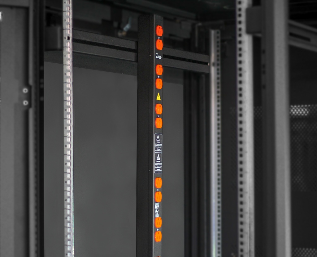 REGLETA DE 16 PUERTOS QUEST (Breaker 15Amp)
